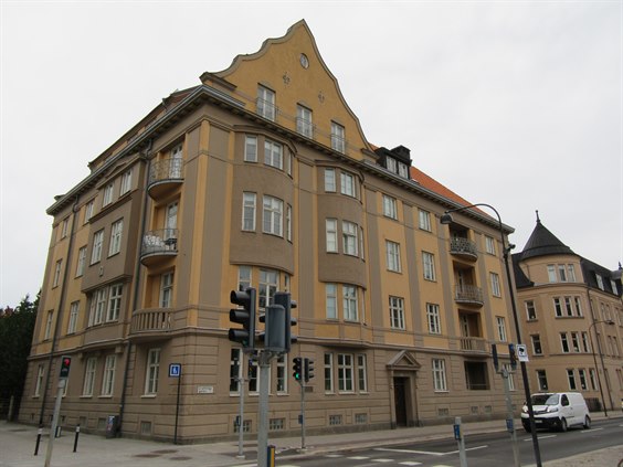 Drottninggatan 41, hus som Hugo Theorell bott i som ung